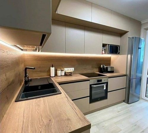 L-Shaped Veneer Kitchen